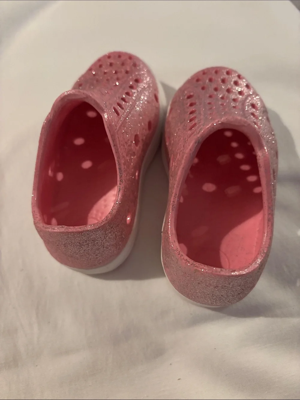 NWOT Shooshoos Girls' Glitter Pink Slip-On Shoes